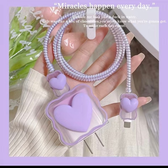 Apple Charger Protector Set - Picture 2 of 7